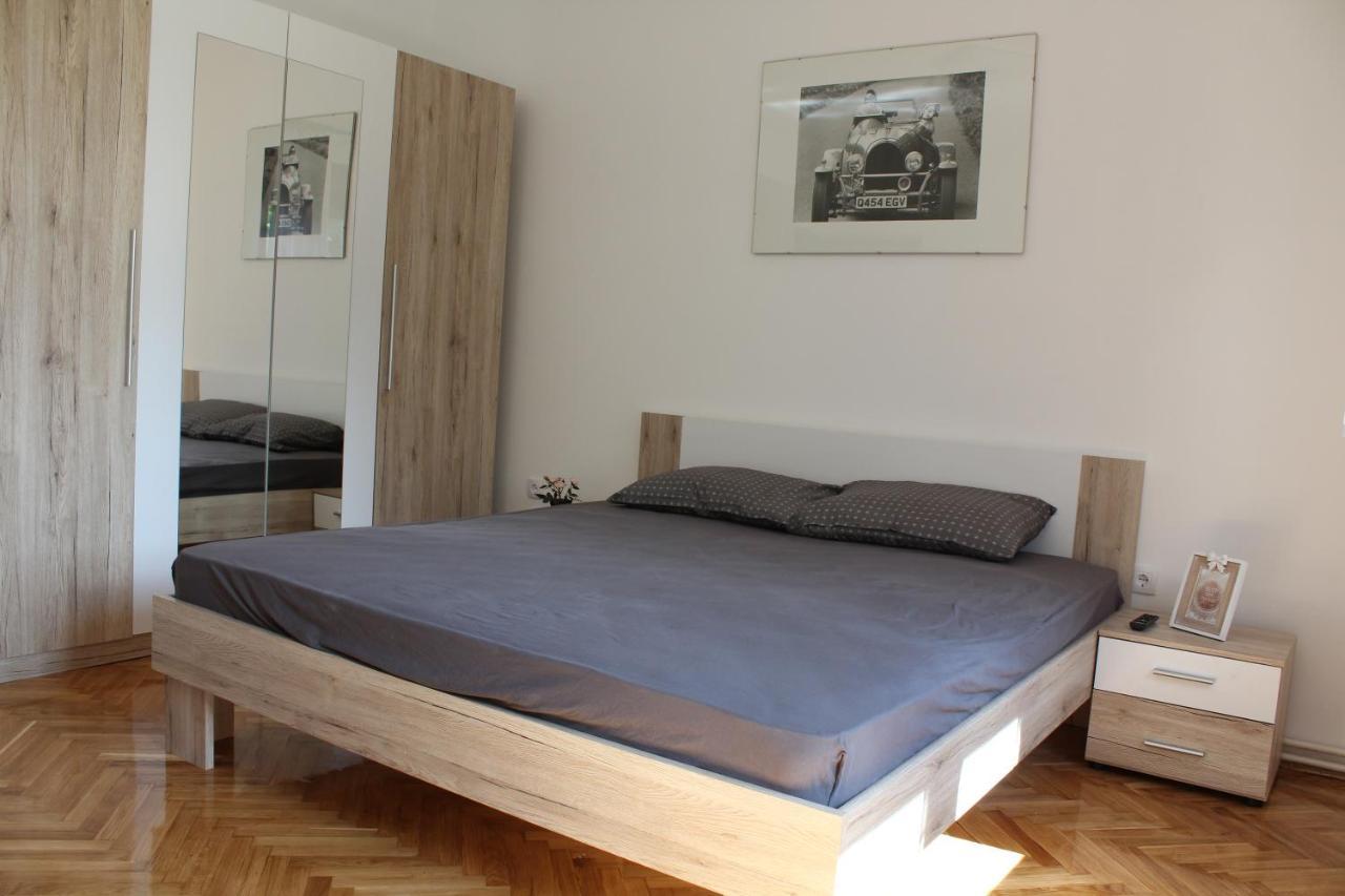 M Apartment Vrsac Exterior foto